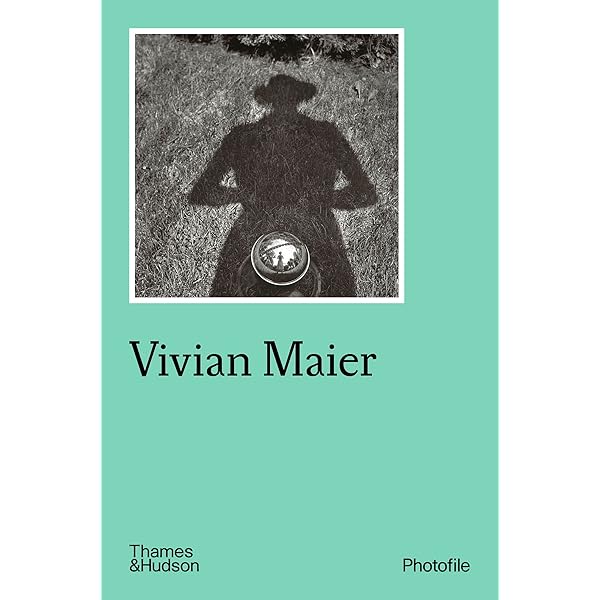 Amazon | VIVIAN MAIER:STREET PHOTOGRAPHER(H) | MAIER, VIVIAN